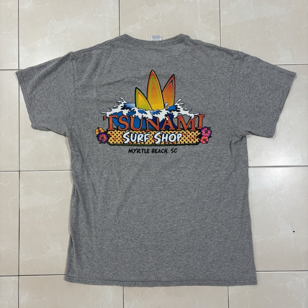 Vintage Tsunami Surf Shop T Shirt Myrtle Beach Carolina Mens L Y2K Swim Beach